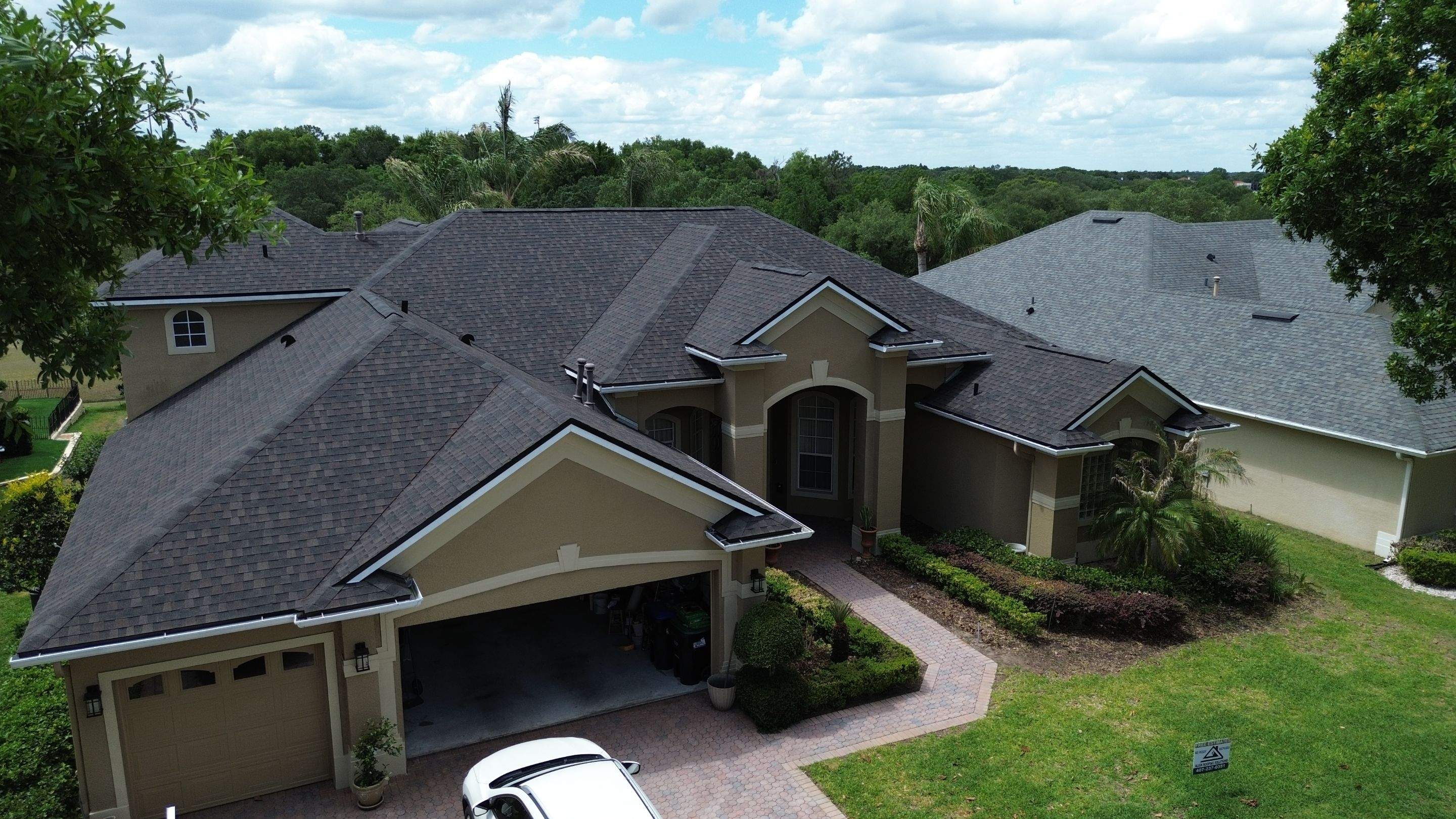 Architectural shingles on a Central Florida roof